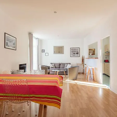 Moderne Au Centre De Biarritz, Proche Plages Et Commerces - Fr-1-3-580 Apartment *